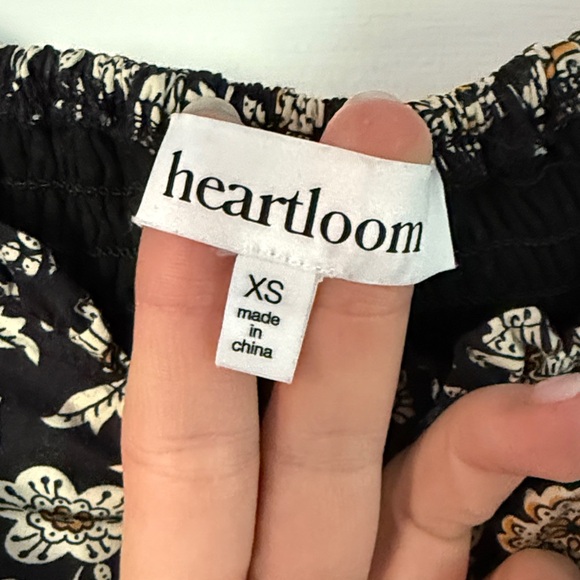 Heartloom Floral Black and Cream Top - Picture 5 of 6